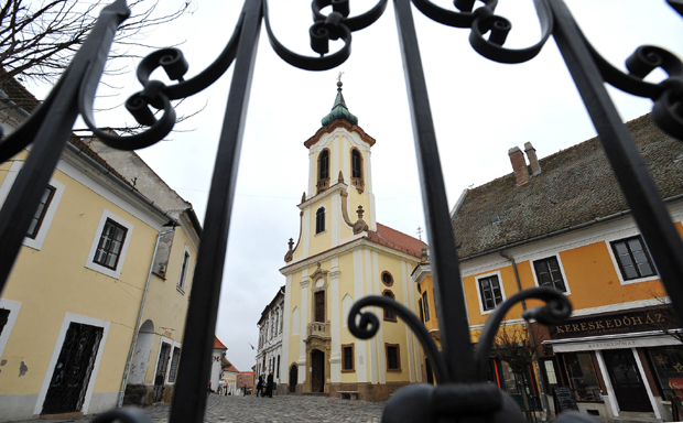 ОСАМ ВЕКОВА СПЦ: Са Арсенијем у нову отаџбину